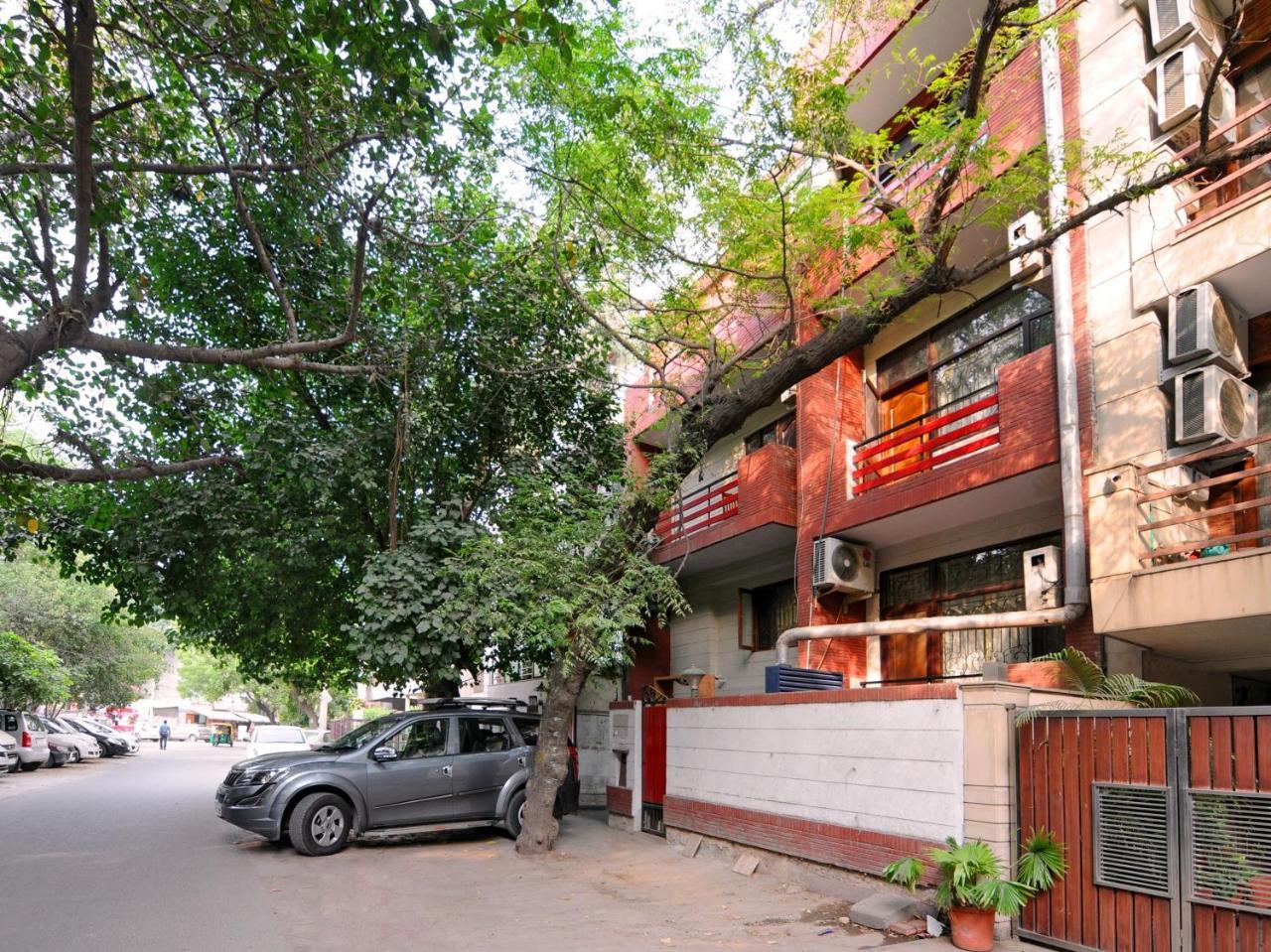 Oyo Flagship 592 Hauz Khas Village New Delhi Exterior photo