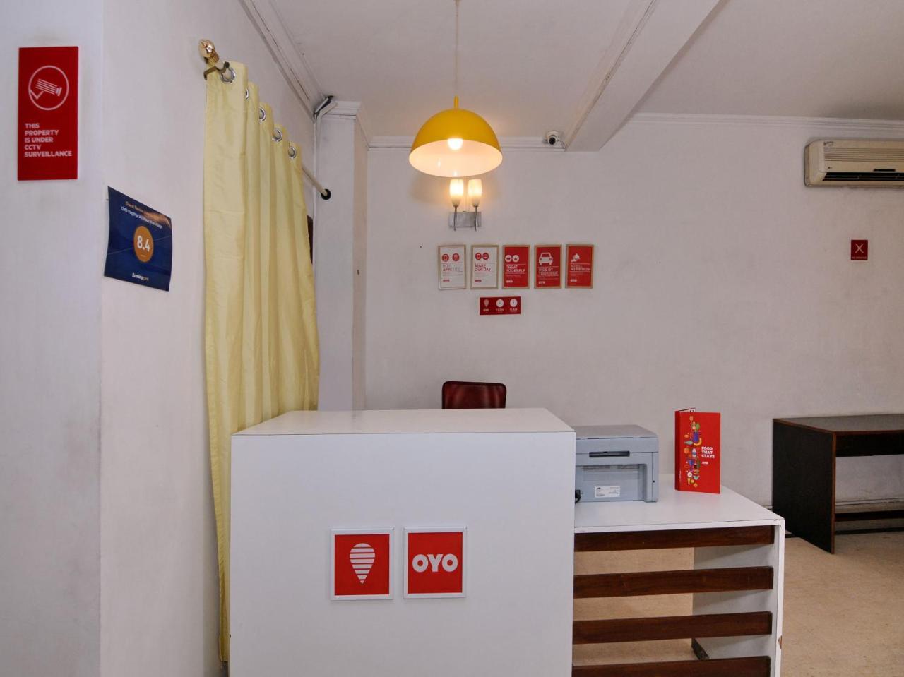 Oyo Flagship 592 Hauz Khas Village New Delhi Exterior photo