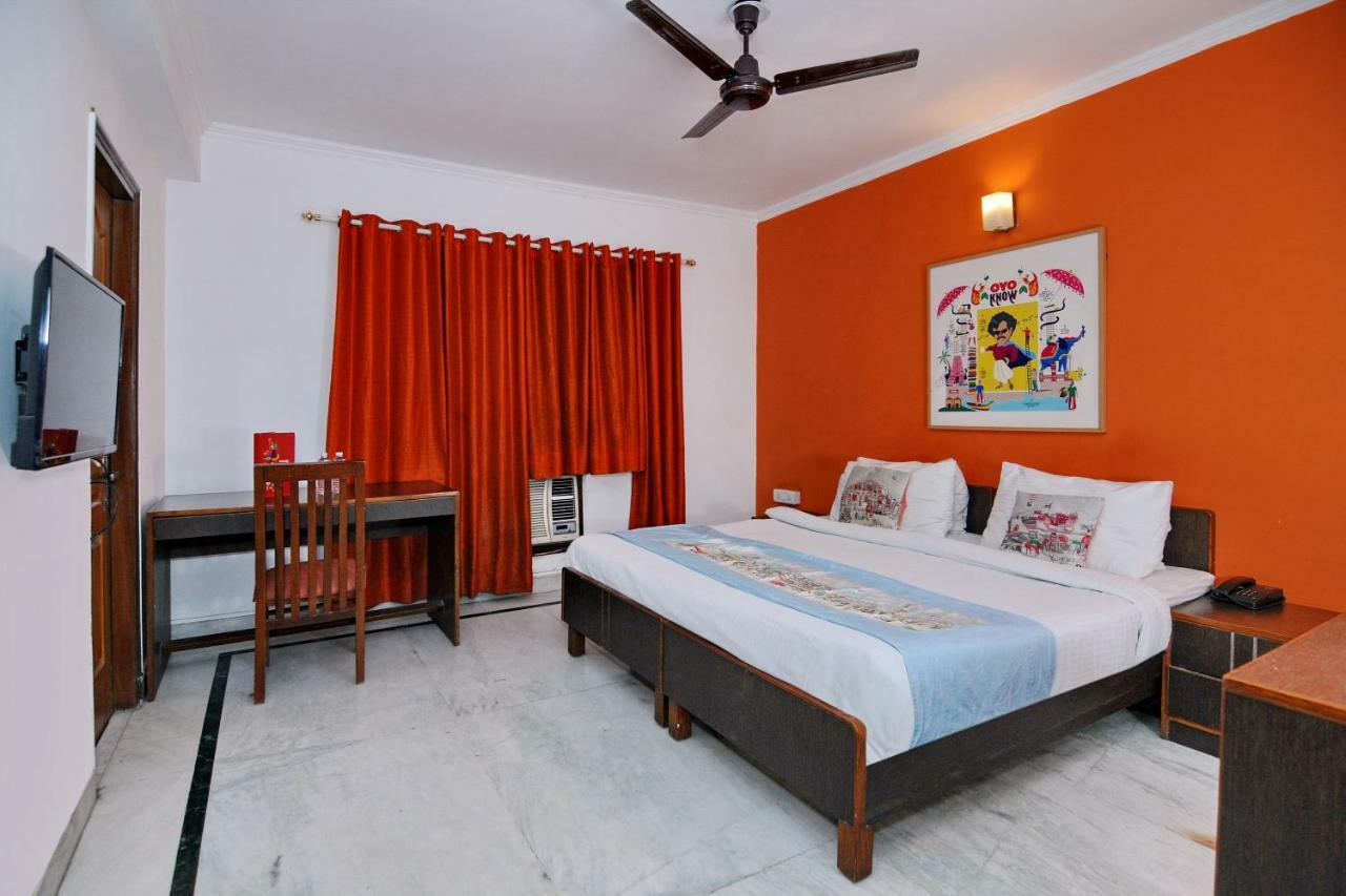 Oyo Flagship 592 Hauz Khas Village New Delhi Exterior photo